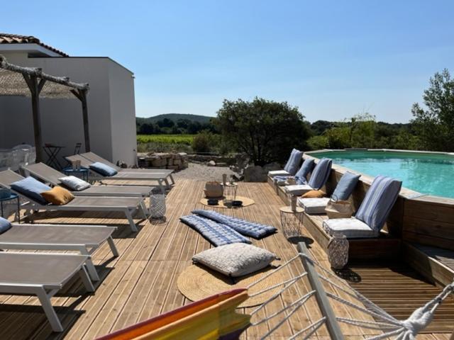 Le Domaine Du Cade-Gites D'Exception 4Etoiles "La Villa Du Cade" Cazevieille Exteriör bild